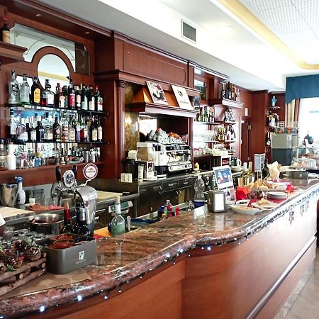Hotel Grazia Deledda Σάσαρι Εξωτερικό φωτογραφία